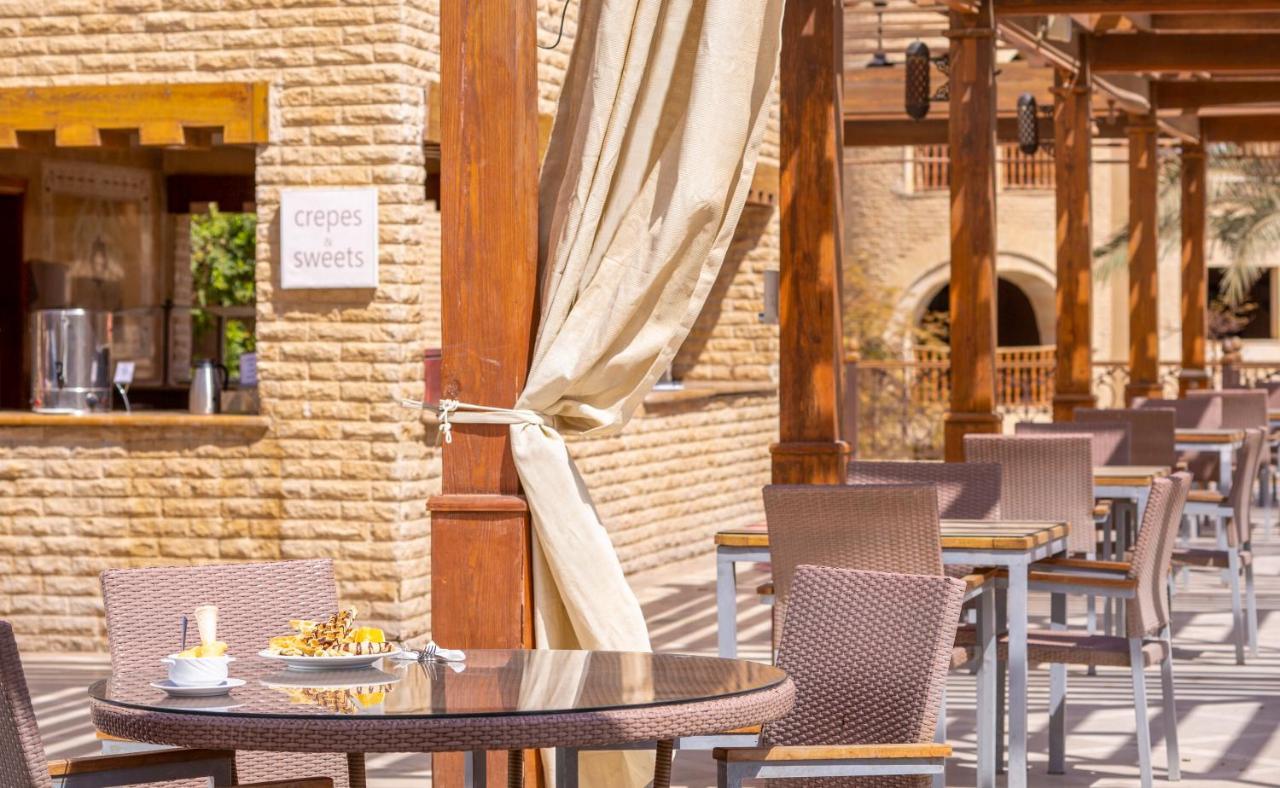 Grand Waterworld Makadi Family Star - Couples And Families Only Hotel Hurghada Eksteriør billede The Creek Bistro