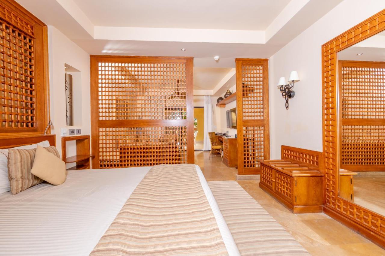 Grand Waterworld Makadi Family Star - Couples And Families Only Hotel Hurghada Eksteriør billede A room at the hotel